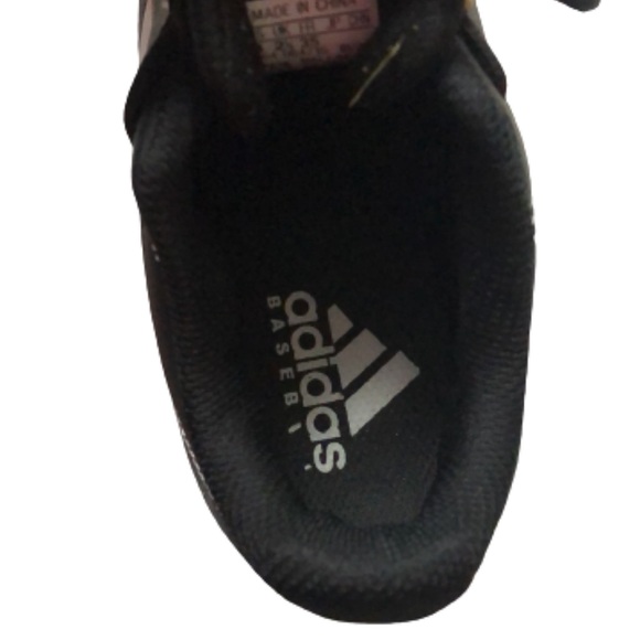 💕 Adidas Rundown Cleats 💕 - Picture 4 of 7